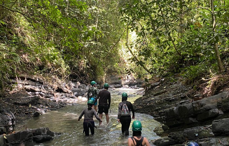 Un día de naturaleza y aventura en la Cascada el escobo Vergara Cundinamarca