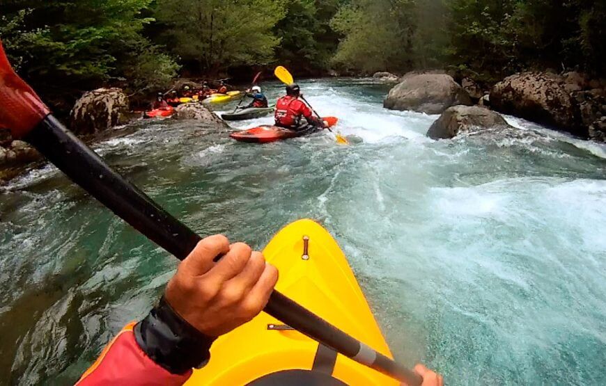 Curso de iniciación al Kayak en Tobia