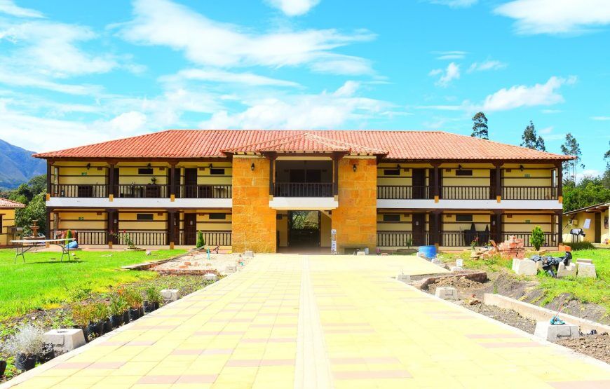 Hotel Ecoturistico la Periquera