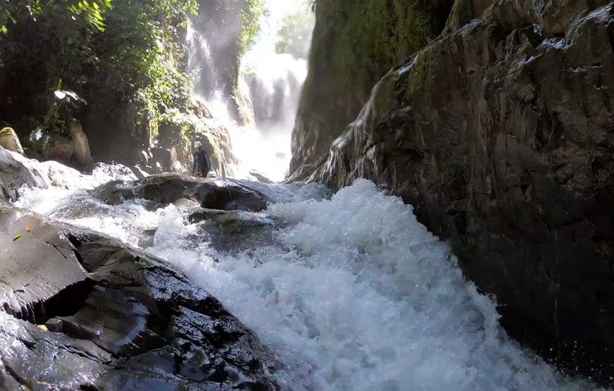 Aventura y Torrentismo en cañón de Chirajara (5 razones para hacerlo)