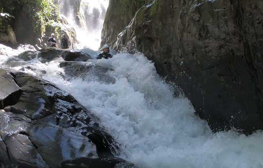 Aventura y Torrentismo en cañón de Chirajara (5 razones para hacerlo)