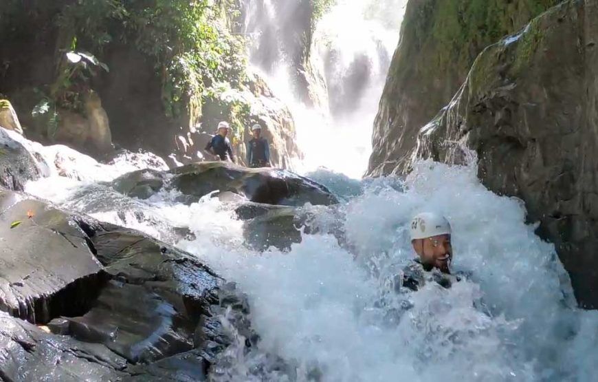 Aventura y Torrentismo en cañón de Chirajara (5 razones para hacerlo)