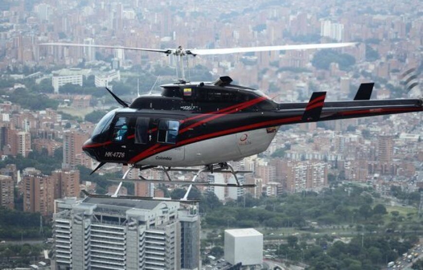 Medellín mágico con tu pareja en Helicóptero