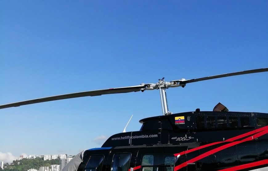 Medellín mágico con tu pareja en Helicóptero