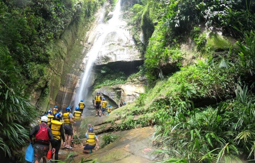 Rafting en el cañón del río Güejar