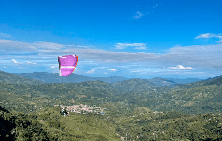 Vuela en Parapente Medellín Cocorná
