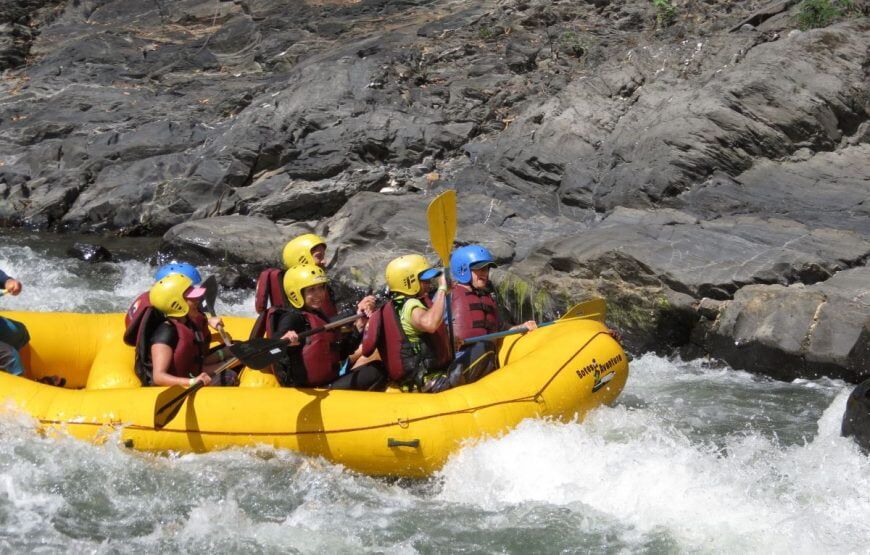 Día de aventura en Tobia: Canopy & Rafting cerca de Bogotá