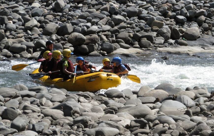 Día de aventura en Tobia: Canopy & Rafting cerca de Bogotá
