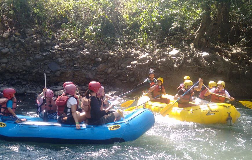 Día de aventura en Tobia: Canopy & Rafting cerca de Bogotá
