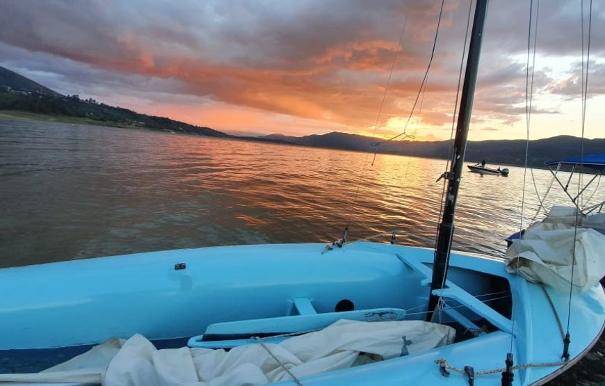 Velero en el Sisga