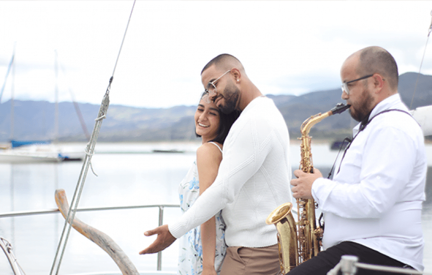 Propuesta de Matrimonio en un Velero en Guatavita