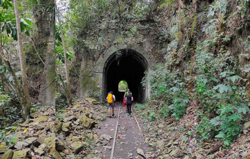 Caminata y torrentismo en Tobia