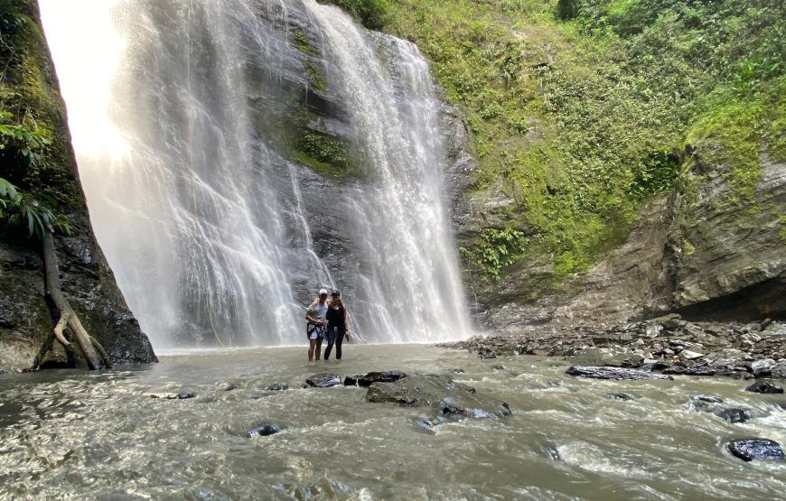 Un día de naturaleza y aventura en la Cascada el escobo Vergara Cundinamarca