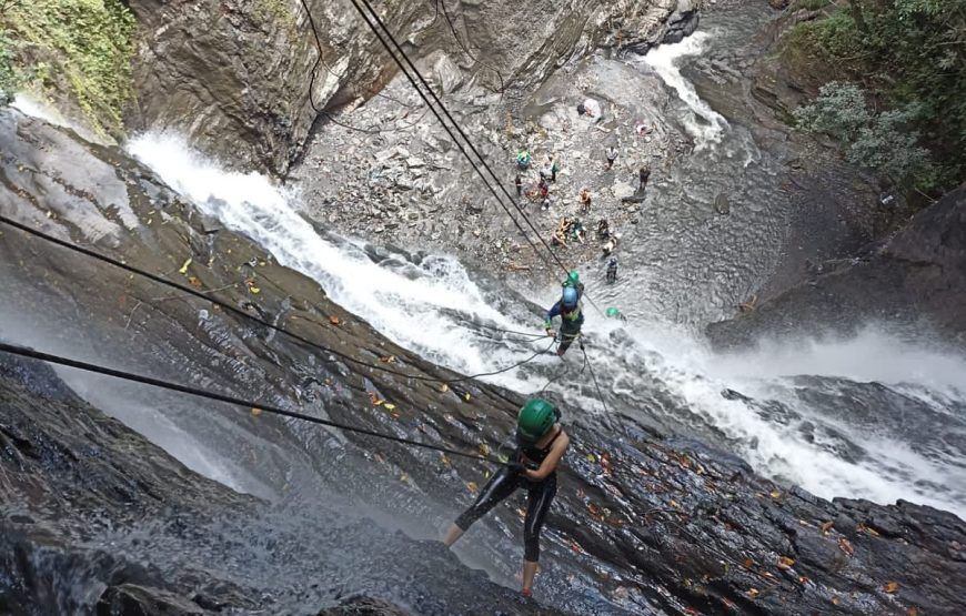 Un día de naturaleza y aventura en la Cascada el escobo Vergara Cundinamarca