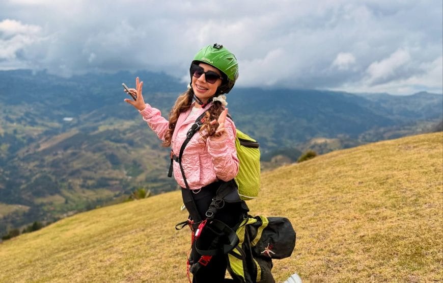 1 día inolvidable ¡Despierta tu Espíritu Aventurero Parapente en Ventaquemada, Boyacá: Una Experiencia Inolvidable en los Cielos de Colombia!